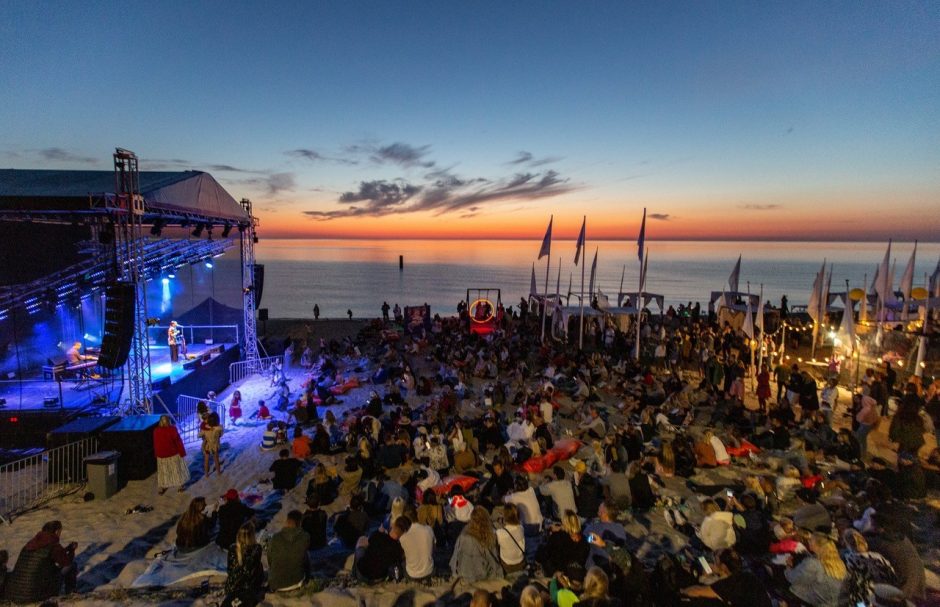 Festivalis „Nida On Air“ – vasaros muzikos nuotykis ant jūros kranto