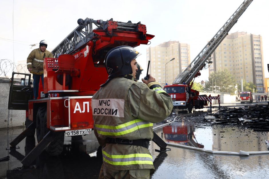 Rusijos Tiumenės mieste – dujų sprogimas daugiabutyje, yra nukentėjusiųjų