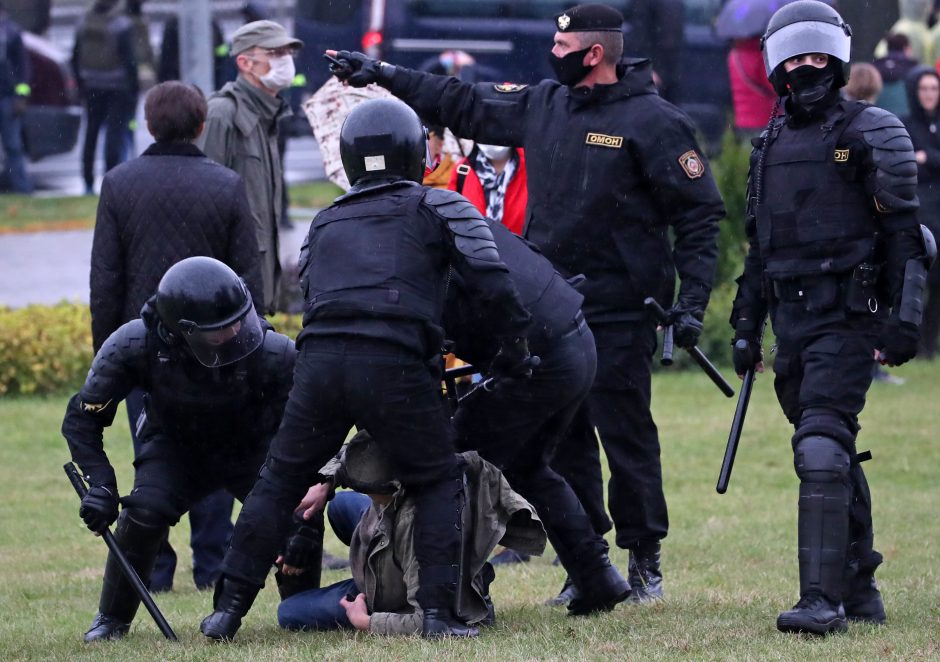 „Viasna“: Baltarusijoje sekmadienį per protesto akcijas sulaikyta per 250 žmonių