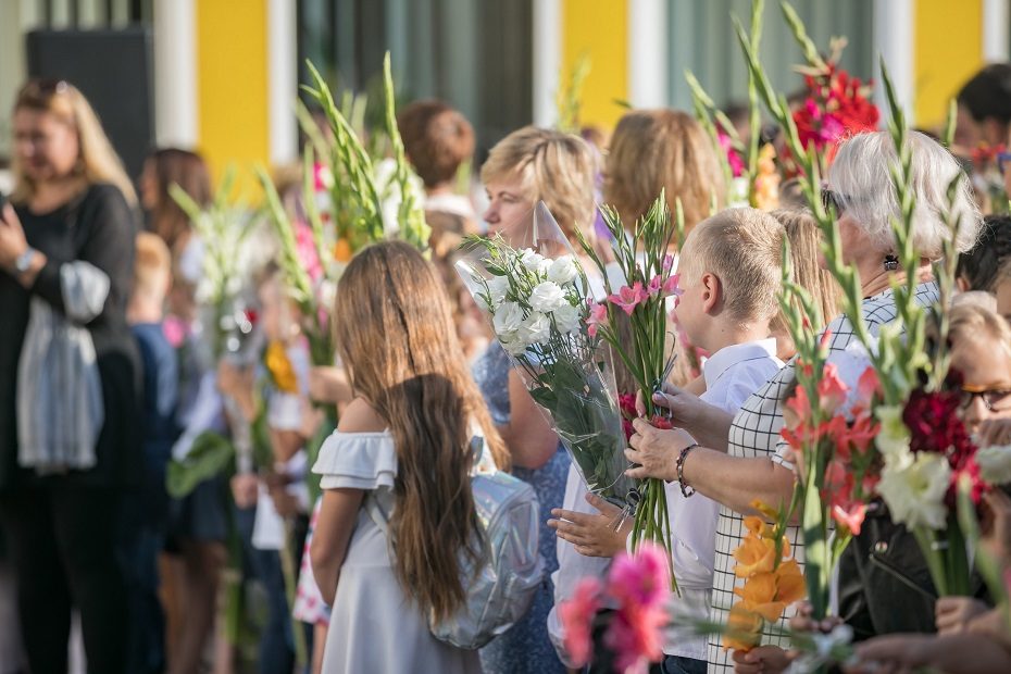 Į norimas Vilniaus mokyklas prašymus mokytis arba tęsti mokslą pateikė 13 tūkst. vaikų tėvų