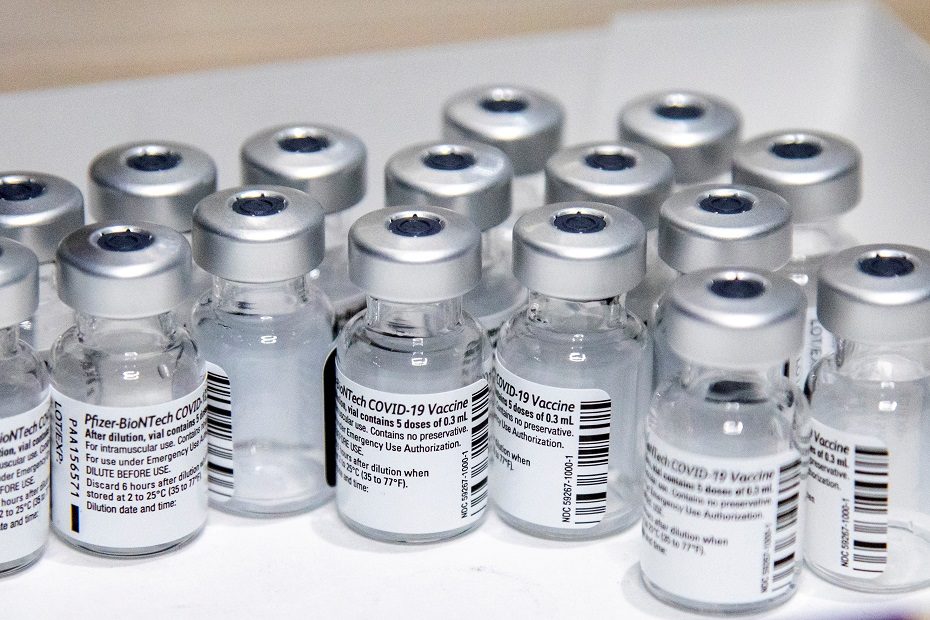 „Pfizer“ ir „BioNTech“ tieks vakcinos dozes Olimpinių žaidynių atletams