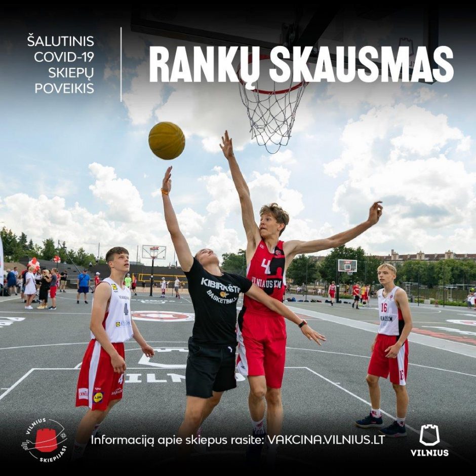 Vilnius pristato reklaminę kampaniją: šalutinis vakcinos poveikis – grįžimas į įprastą gyvenimą