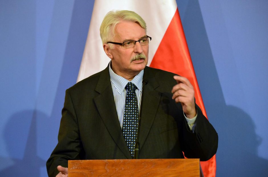 Lenkija ragina Britaniją kovoti su ksenofobija