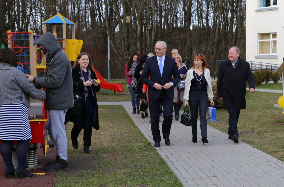 Nuspręsta: nepaisant kliūčių, Akademijoje pradinė mokykla bus