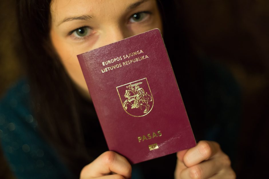 Rusijai užpuolus Ukrainą, Lietuvoje fiksuotas rekordinis išduotų pasų skaičius
