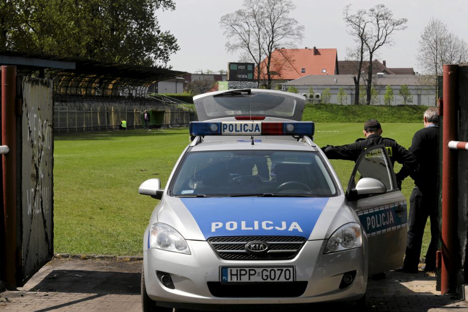 Lietuvis kaltina Lenkijos policininkus: reikalavo pinigų ir sudavė apie 40 smūgių