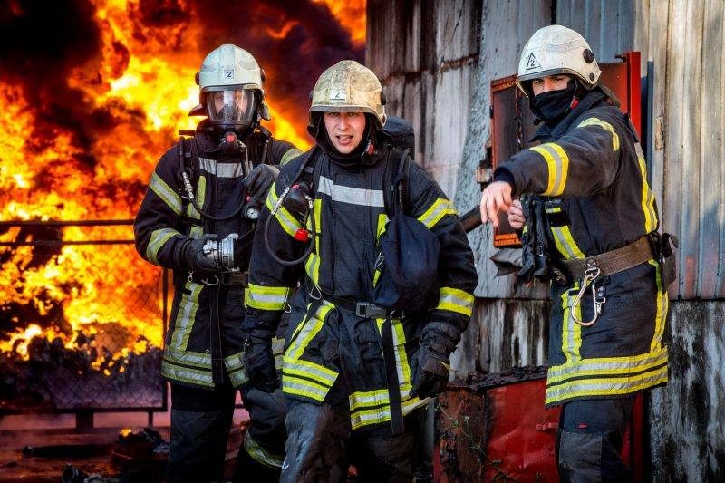 Radviliškio rajone degė namas, apdegė savininkas