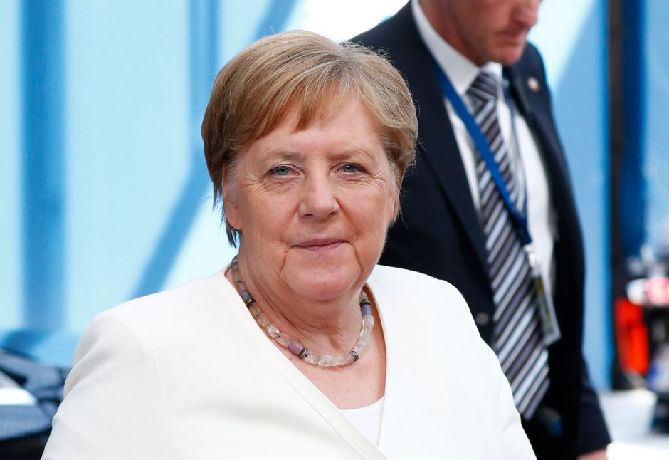 A. Merkel: derybos dėl naujo Europos Komisijos vadovo bus sunkios