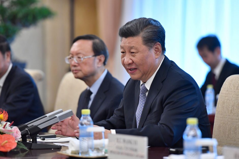 Xi Jinpingas: dėl bandymų padalyti Kiniją bus „sutriuškintų kūnų“