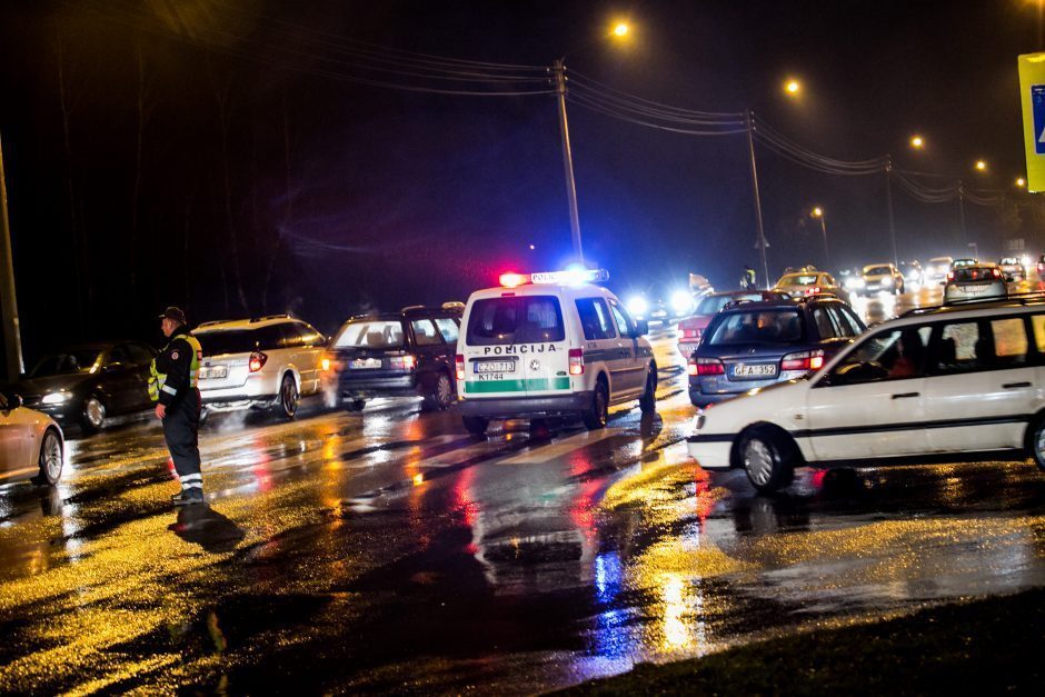Šiemet Kauno apskrities keliuose žuvo mažiau žmonių nei pernai, bet sužeistųjų padaugėjo