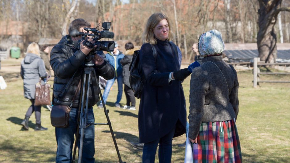 Liaudies buities muziejuje – linksma ir skani Gandrinių šventė