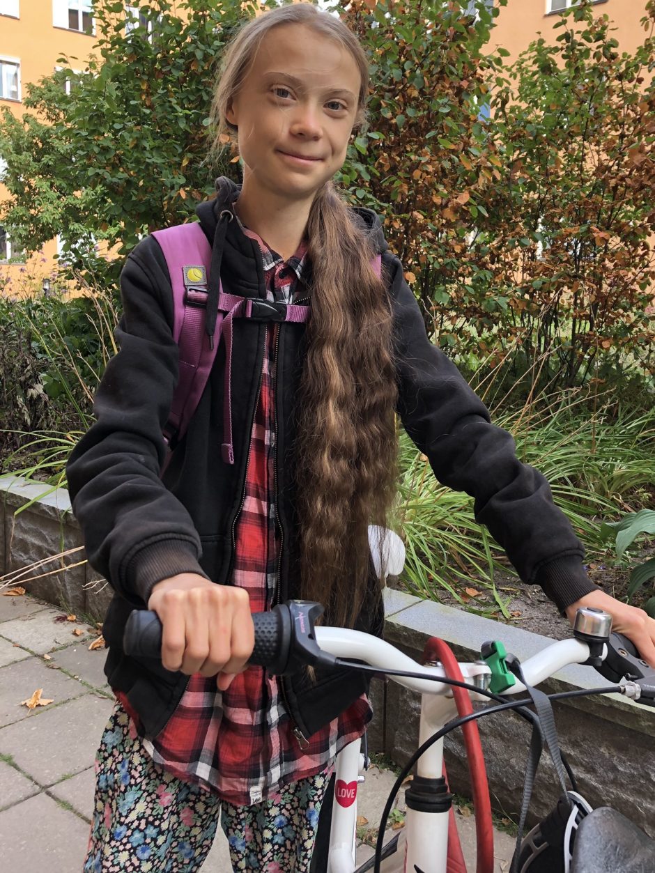 Po metus trukusios kovos už klimatą G. Thunberg grįžta į mokyklą