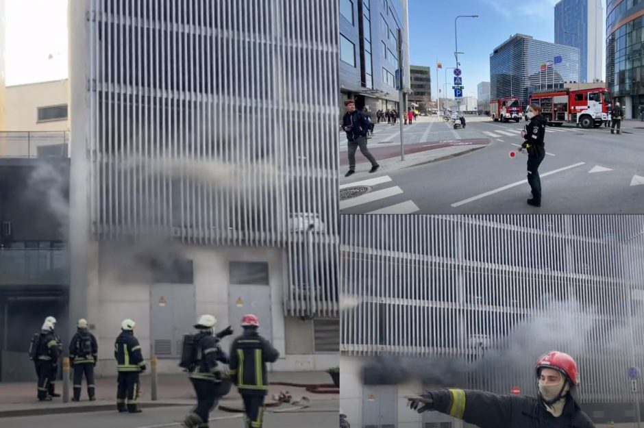 Po kilusio gaisro lankytojams atvertas sostinės prekybos centras „Europa“