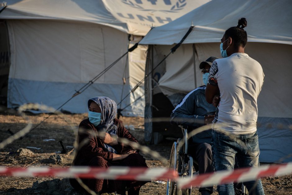 Graikijos migrantų stovykloje – pirmas mirties nuo COVID-19 atvejis