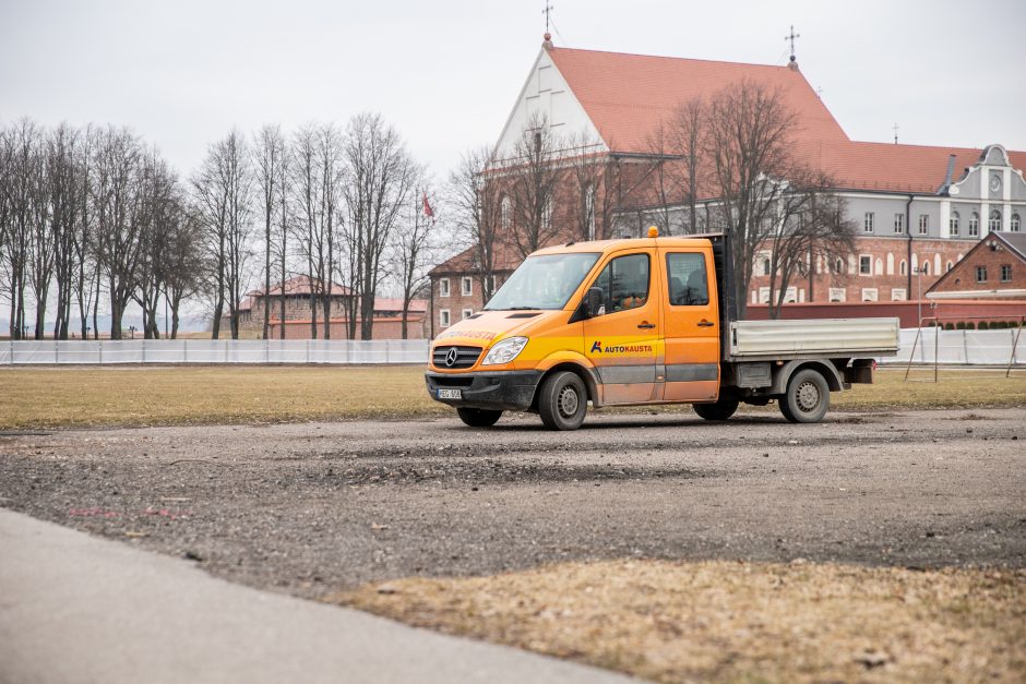 Kauniečiai atkreipė dėmesį: Santakos parke tuoj vėl karaliaus darbininkai