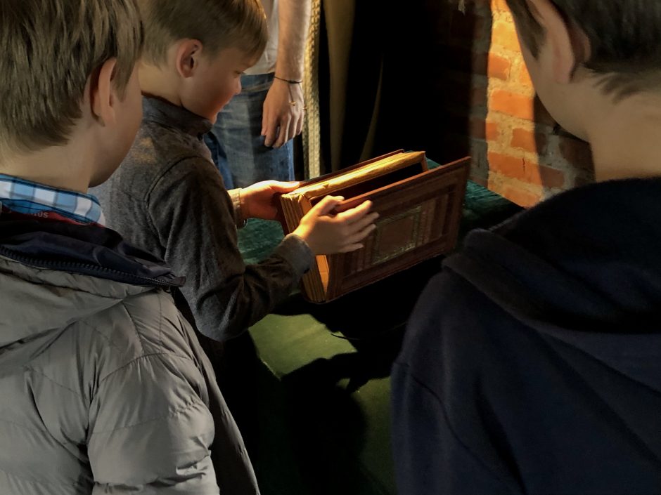 Kauno miesto muziejus vasarą vaikus vilioja edukaciniais dienos užsiėmimais