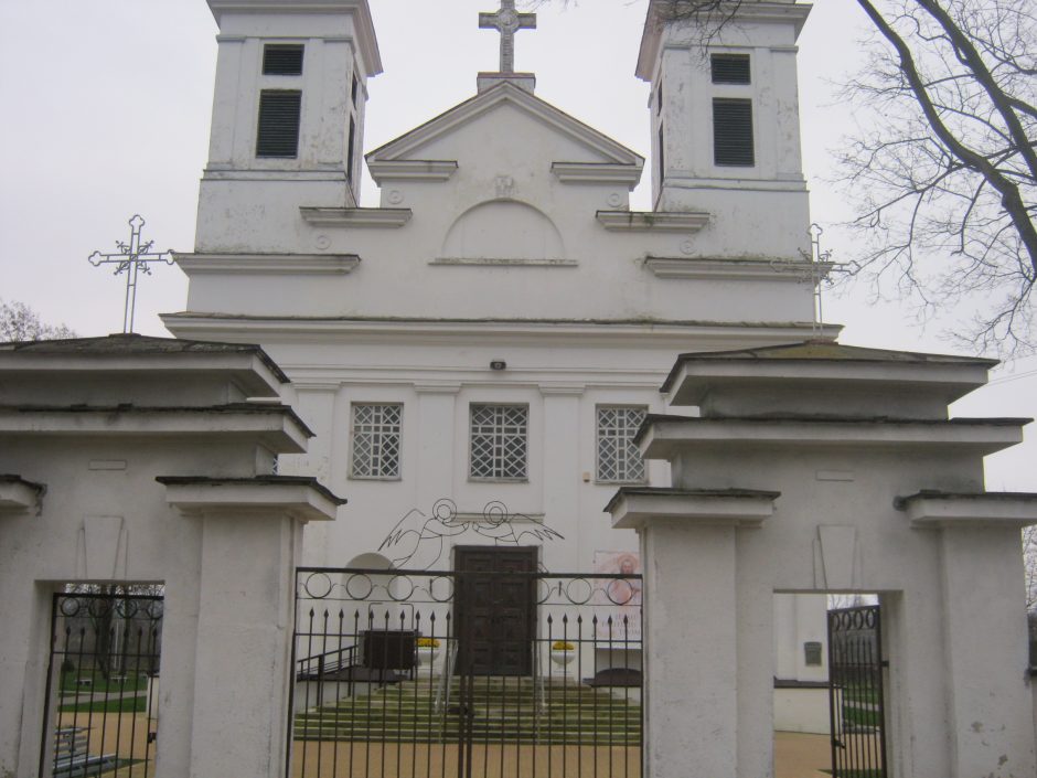 Rekonstruojama Jonavos Šv. apaštalo Jokūbo bažnyčia