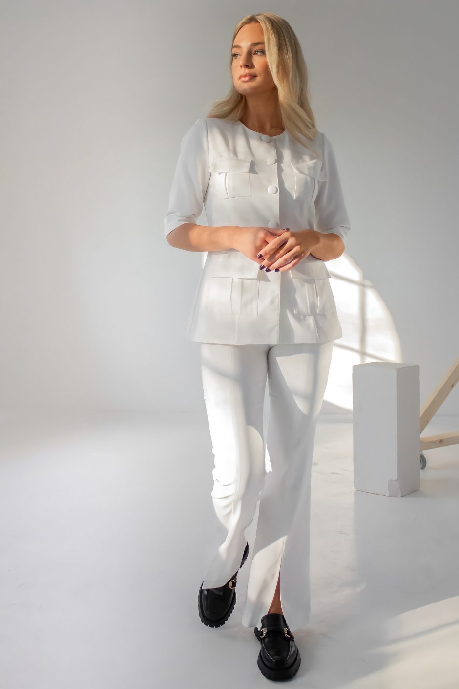 Drabužių dizainerė griauna stereotipus: baltų chalatų profesijos žmonės gali atrodyti stilingai!