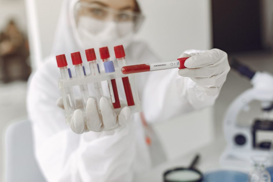 Už koronaviruso tyrimus privačioms laboratorijoms valstybė sumokėjo 6,7 mln. eurų