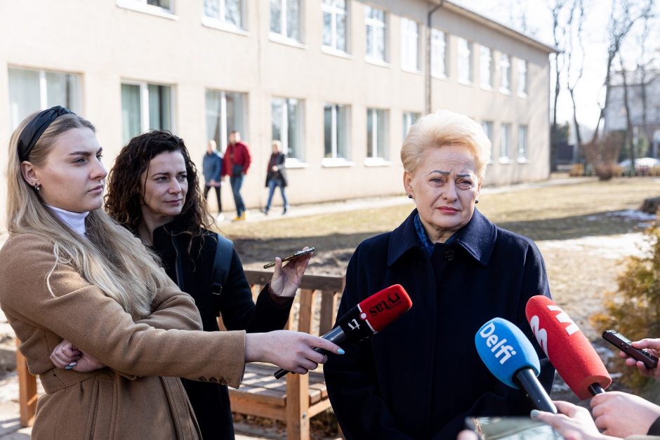 Dėl VSD veiksmų pranešėjo istorijoje D. Grybauskaitė teigia juntanti nemalonų prieskonį