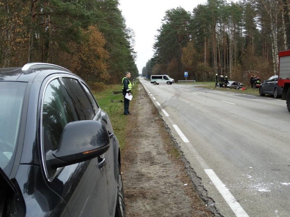 Skandalingoje avarijos byloje – prašymas nušalinti teisėją