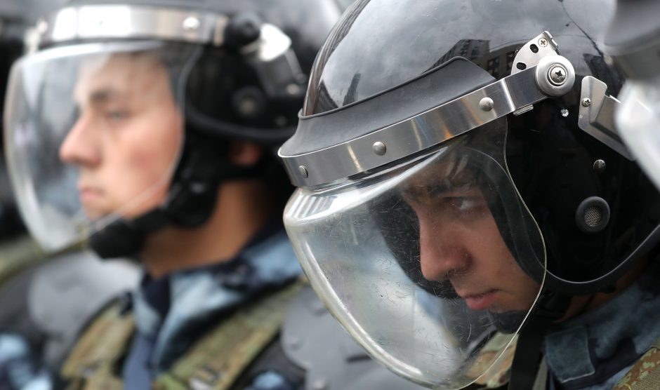 Trys masinių protestų ir areštų Maskvoje savaitės: kas iš tiesų ten vyksta? 