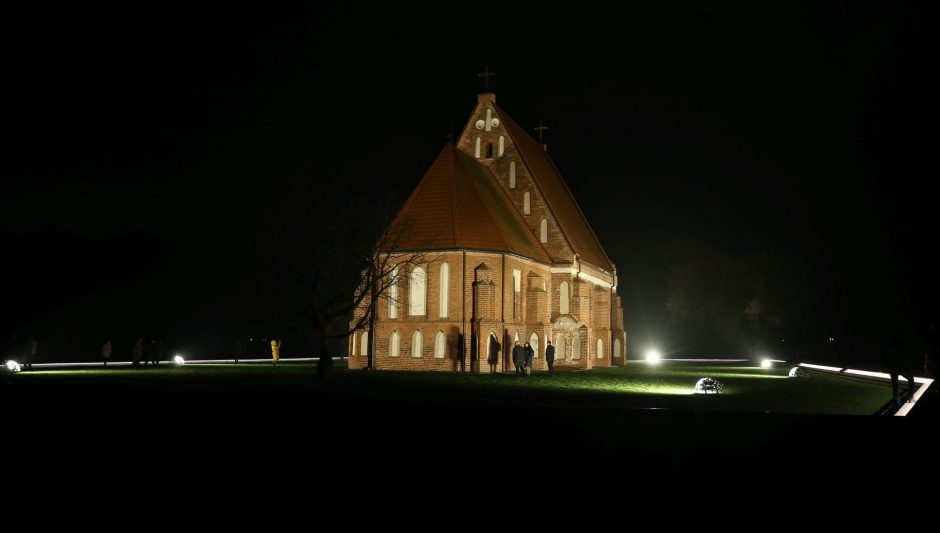 Atskleidė, kaip Zapyškio bažnyčia atrodys naktį