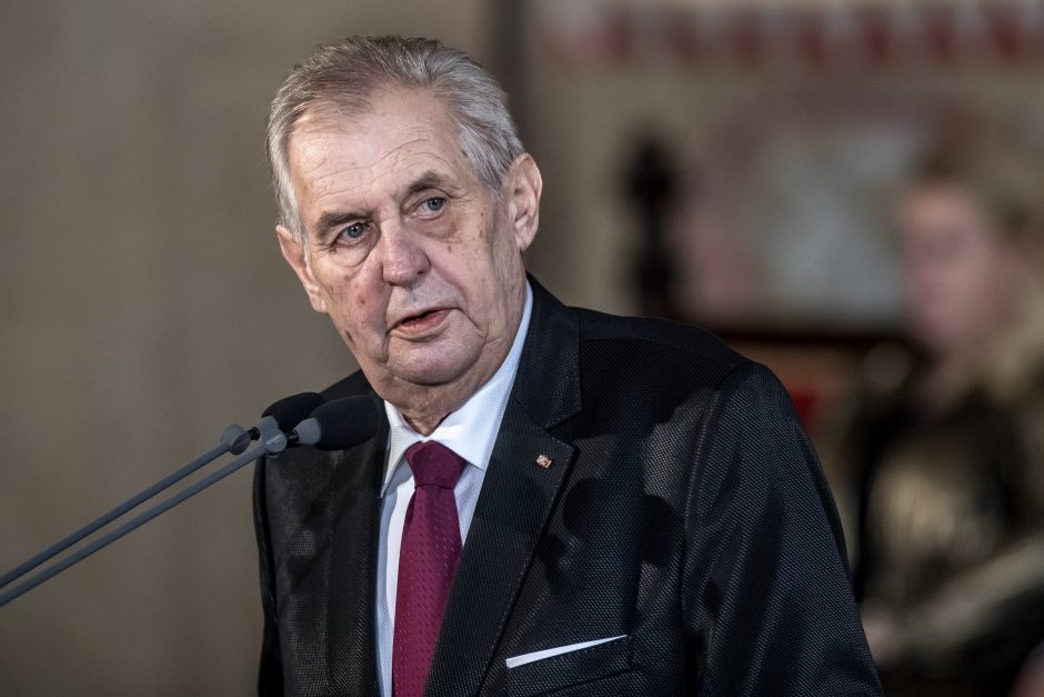 Gydytojai: hospitalizuotas Čekijos prezidentas negali vykdyti pareigų