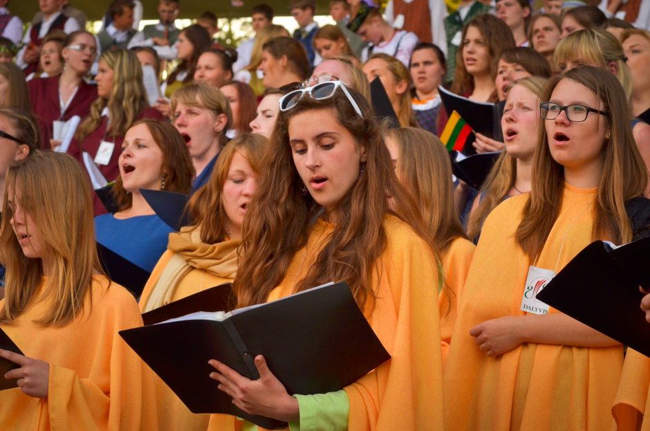 Klaipėdoje banguos Lietuvos vakarų krašto dainų šventė