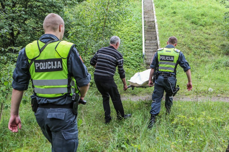 Mįslinga mirtis: irstantį kūną rado Vilniaus miške