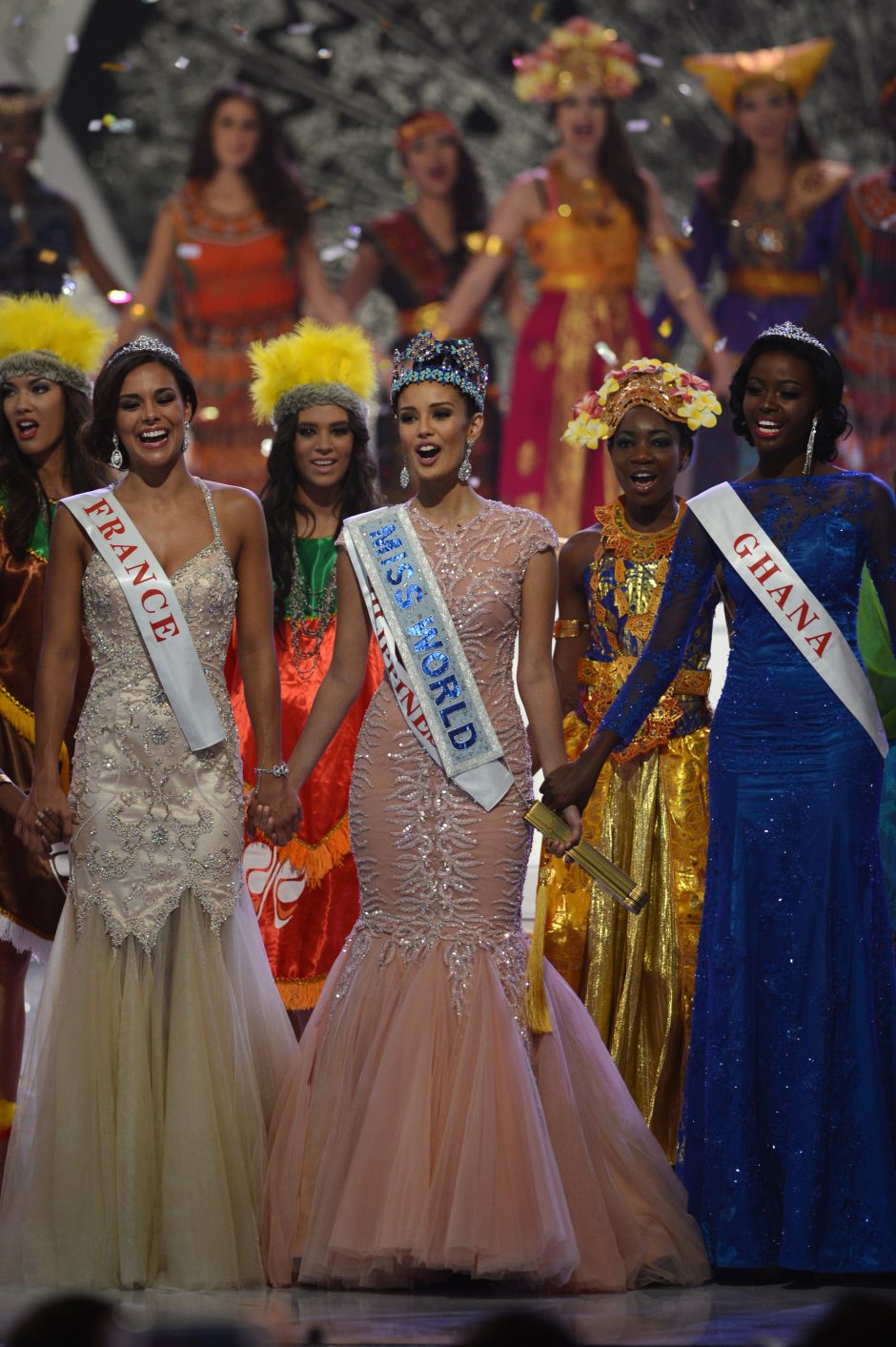 2013-ųjų „Mis Pasaulis“ tapo Filipinų atstovė