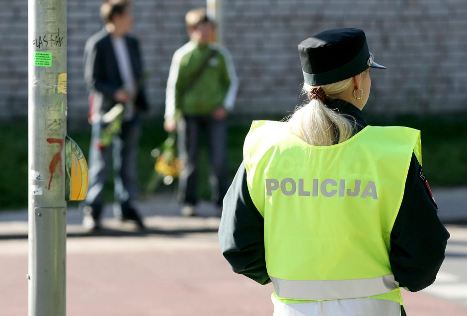 Vilniaus policija stebės, ar pėstieji tamsoje vaikšto su atšvaitais