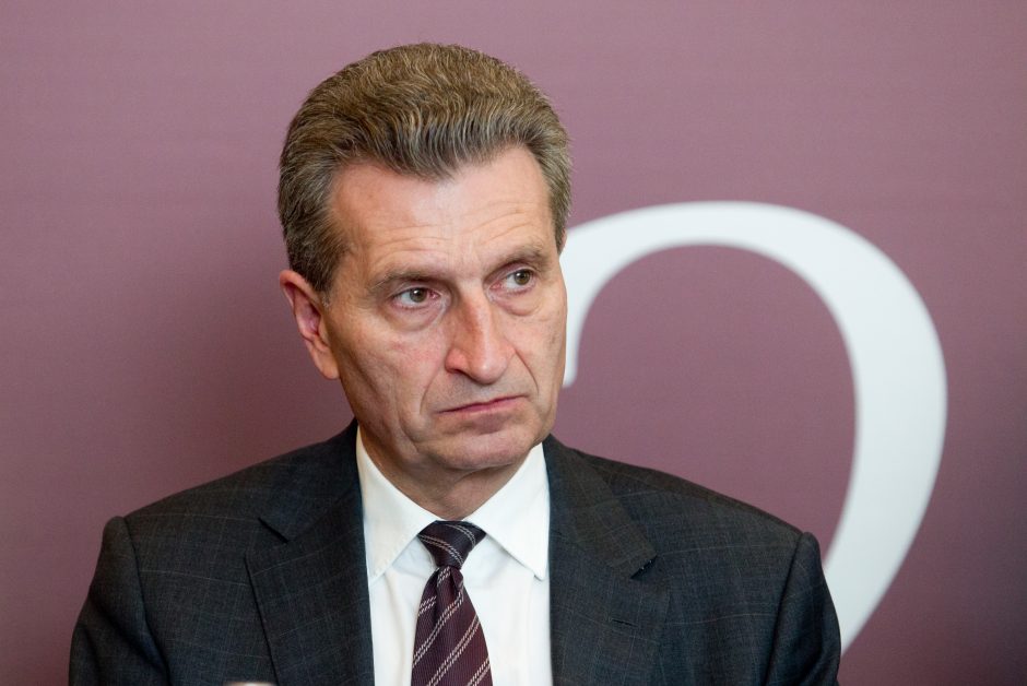 Vilniuje lankysis energetikos eurokomisaras G. Oettingeris