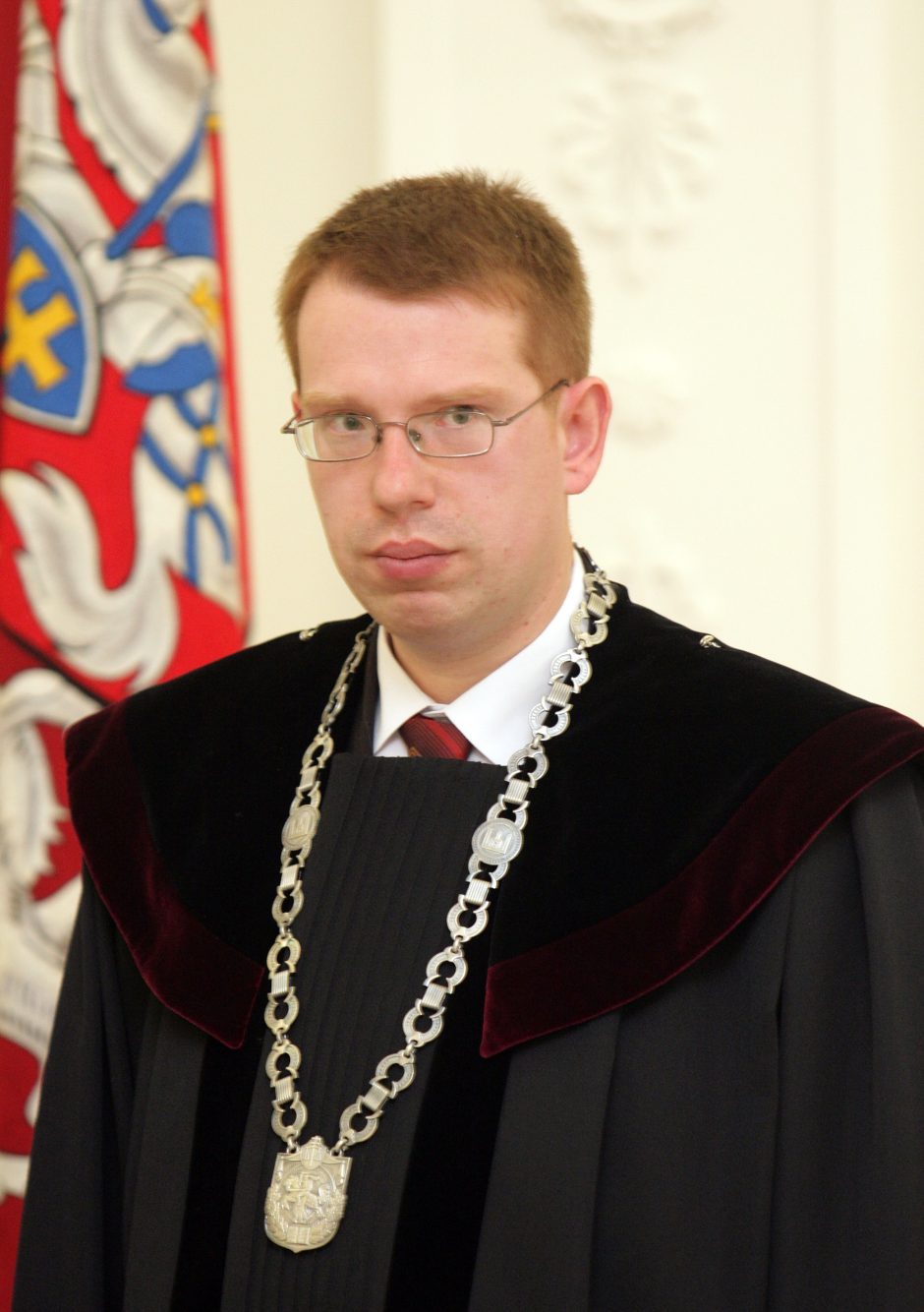 Teismas: atskleisti informacijos šaltinį BNS redaktorę įpareigojo teisėjas G.Viederis