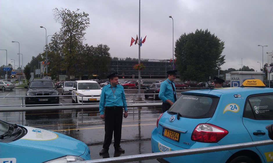 Vilniaus oro uoste klientų laukia nauja taksi paslaugų tvarka