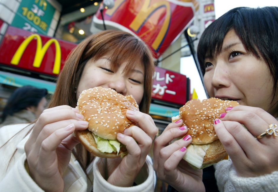„McDonald's“ nemokamai išdalytas padažas internete parduodamas už tūkstančius dolerių