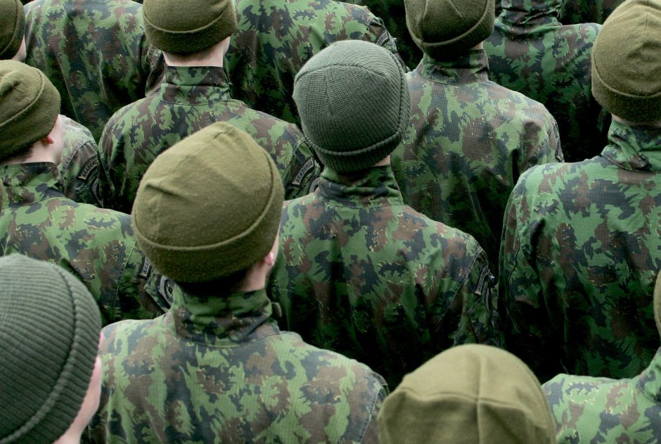 Tarnybą Lietuvos kariuomenėje pradėjo daugiau kaip pusė tūkstančio šauktinių