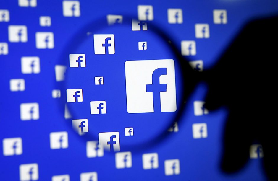 „Facebook“ prieš JAV rinkimus griežtins politinės reklamos taisykles