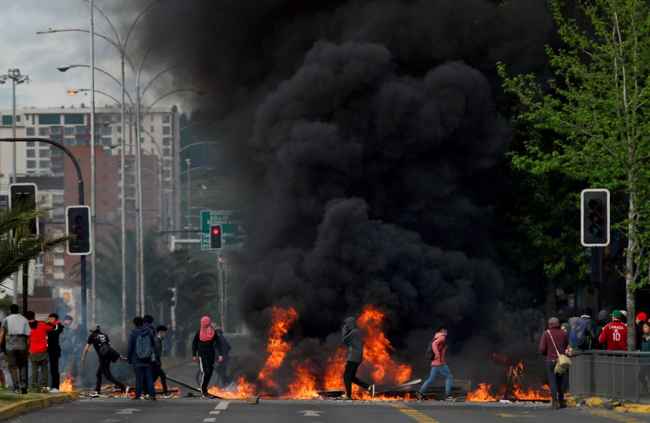 Čilę krečiantys neramumai pareikalavo 11 gyvybių