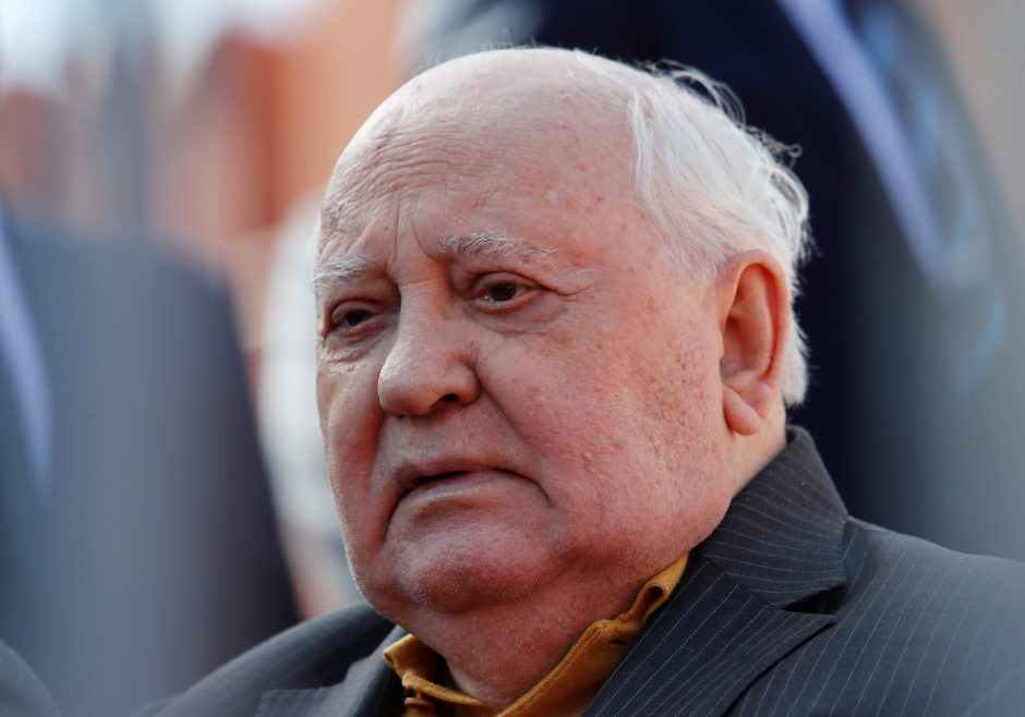 M. Gorbačiovas kaltina JAV siekiant pasaulinio karinio dominavimo