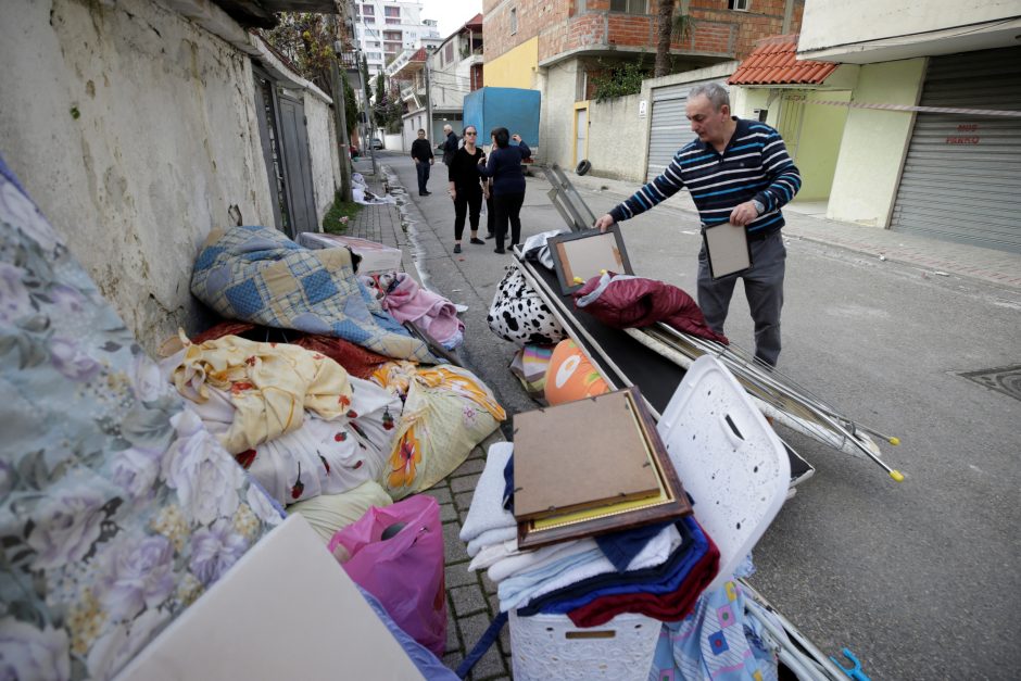 Žemės drebėjimas Albanijoje pareikalavo 50 gyvybių