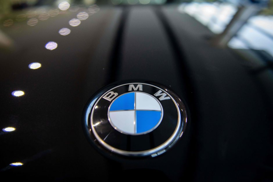 BMW atšauks 260 tūkst. automobilių