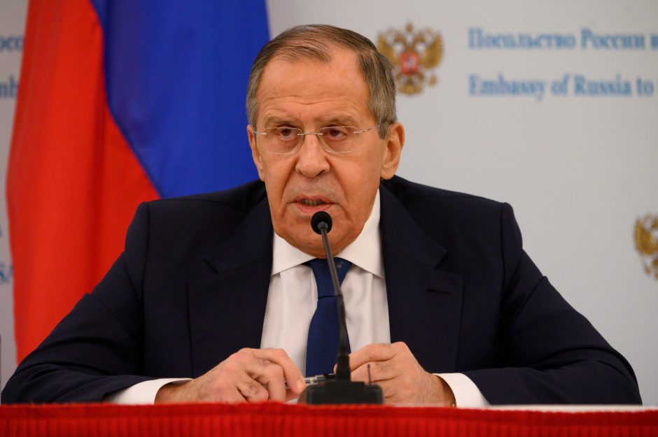 S. Lavrovas neigia, kad buvo perspėtas nesikišti į JAV rinkimus