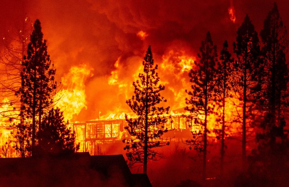 Gaisrai Kalifornijoje išdegino rekordinį 800 tūkst. ha plotą