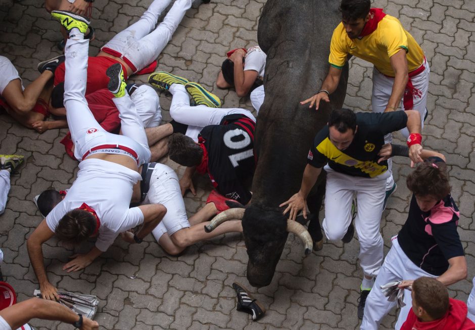Bulių bėgimas Ispanijoje pareikalavo aukų