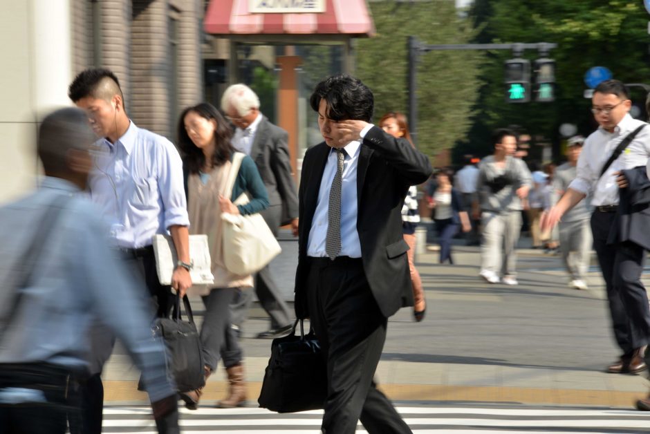 Japonai nebijo savo gyvenimo pabaigti biuruose