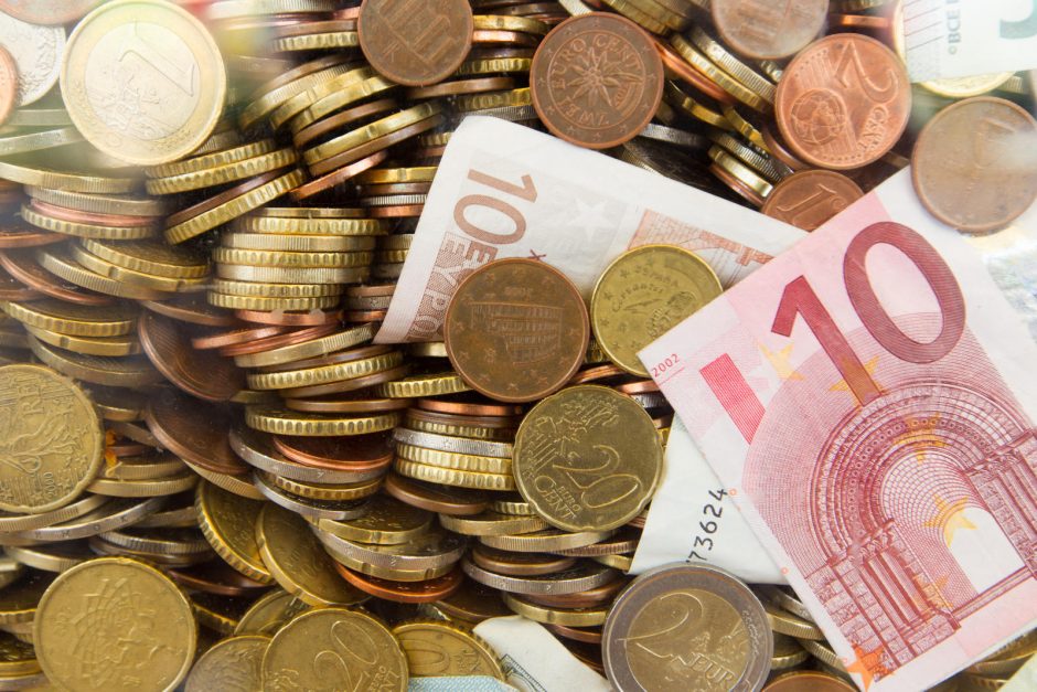 Valiutos keityklos kasininkas įtariamas pasisavinęs 88 tūkst. eurų