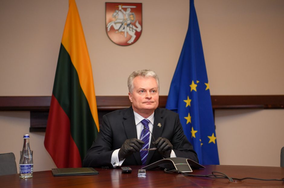 Baltijos šalių prezidentai tarėsi dėl krizės padarinių mažinimo