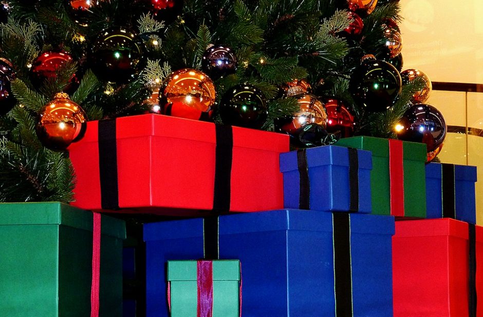 Ką daryti, kad kuo mažiau kalėdinių dovanų patektų į sąvartyną?