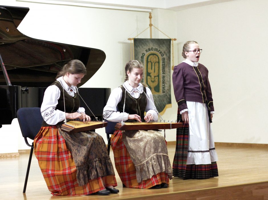 J. Kačinsko muzikos mokykloje – neįprastas renginys: nutiestas „Draugystės tiltas“